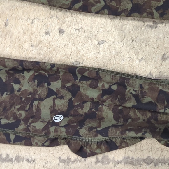 Lululemon Speed Tight III *All Full-On Lux Mystic Jungle Fatigue Green Black - Picture 11 of 15